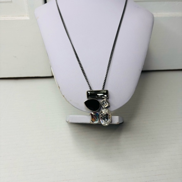 TOUCHSTONE CRYSTAL Swarovski Crystal Necklace - Picture 4 of 10